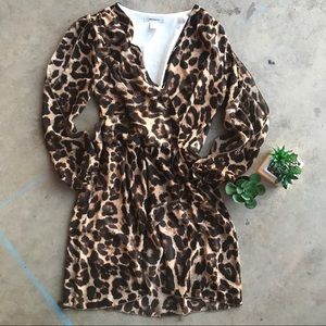 Leopard open sleeve dress small
